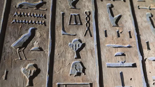 Le palais des hiéroglyphes - Sur les traces de Champollion