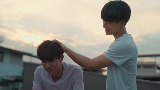 สองเดือดเลือดเดียวกัน