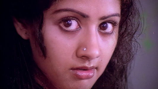 வறுமையின் நிறம் சிவப்பு