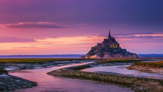 World's Greatest Palaces