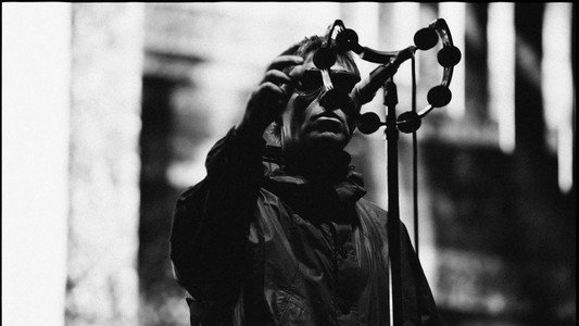 Oasis: Don't Look Back in Anger