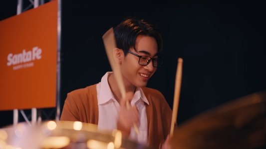 ขอฟังอีกครั้งเพลงรักของเธอ