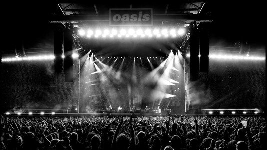 Oasis: Don't Look Back in Anger