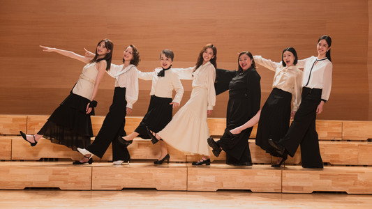 陽光女子合唱團
