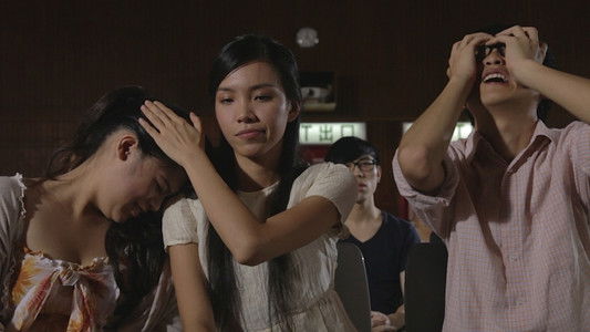 超人說：怪獸不懂談愛情