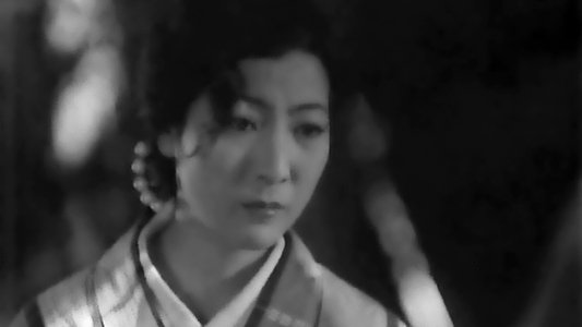 朝の並木路