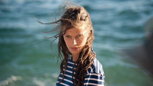 Jeune & Jolie