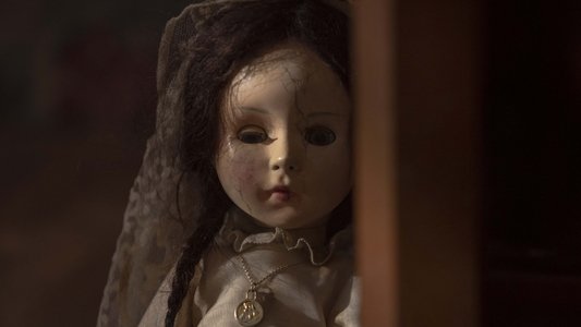 La niña de la comunión