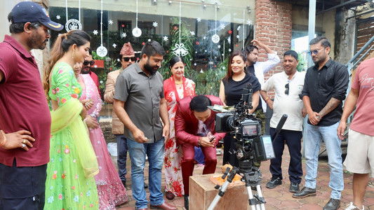 Kumude Hidyo Hero Banna