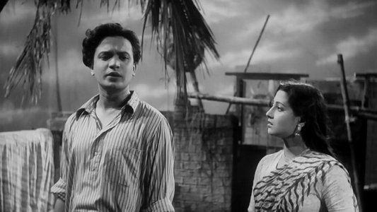 ওরা থাকে ওধারে