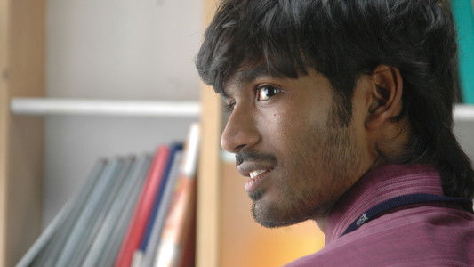 யாரடி நீ மோகினி