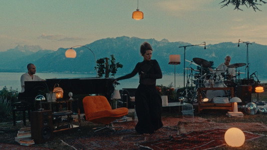 Selah Sue and the Gallands - Lake Session at Montreux