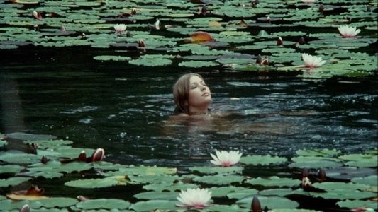 Une vierge chez les morts-vivants