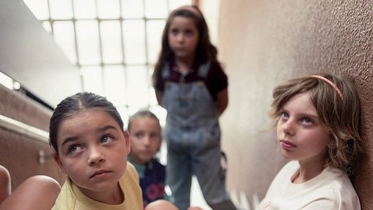 La niña de la cabra