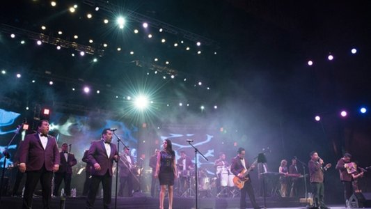 Los Ángeles Azules: Cumbia Sinfónica