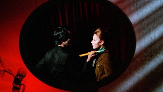 Le foto proibite di una signora per bene