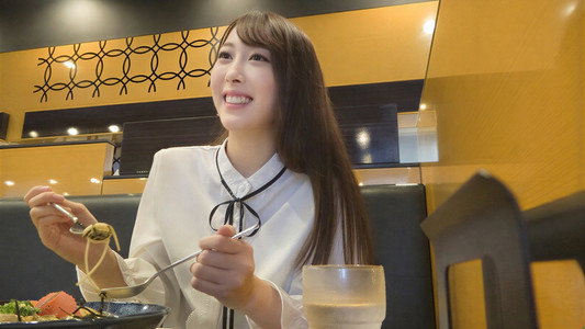 SKJK-016 Mizuki Sakino (22), A 22-Year-Old Office Worker With Beautiful Legs Who Squirts Amazingly Even Though She’s Neat And Clean