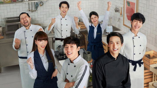 ส่งร้อน เสิร์ฟรัก