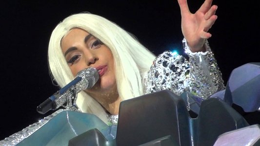 Lady Gaga's artRAVE - The ARTPOP Ball