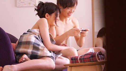 1ヶ月間禁欲し彼女のいない数日間に彼女の親友と気が狂うくらい一心不乱にセックスしまくった 合計8回の密着性交