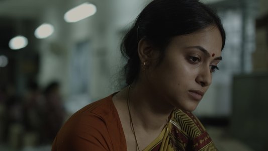আসা যাওয়ার মাঝে
