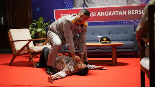 Comic 8 Revolution: Santet K4bin3t