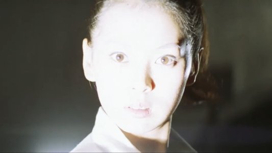 愛獣　襲る!