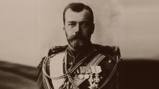 Le Tragique Destin des Romanov : treize années à la cour de Russie
