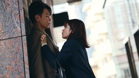 私の夫と結婚して