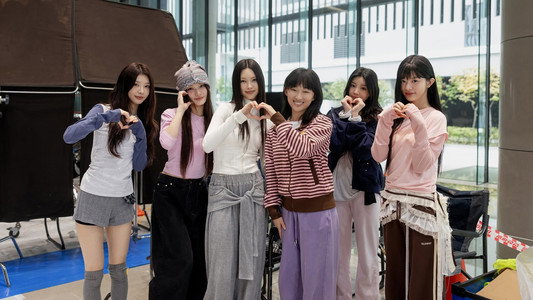K-Pop: The Debut