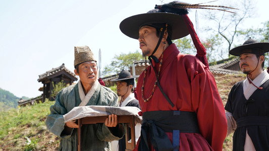 왕과 사는 남자