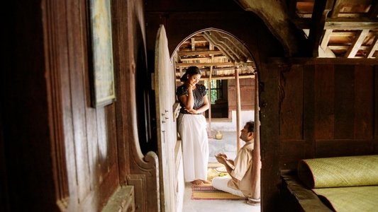 ഒരു പെണ്ണും രണ്ടാണും