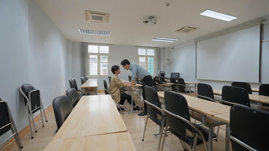 Vụng Trộm Với Anh Rể