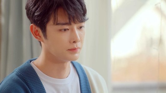 겨울 지나 벚꽃
