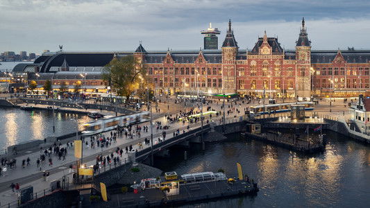 Amsterdam Centraal 24/7