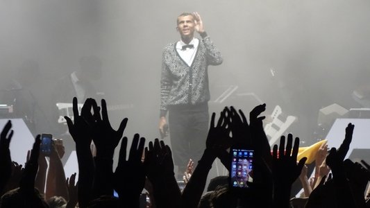 Stromae: Racine carrée Live