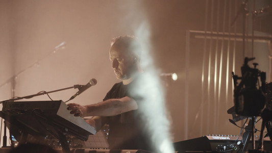 Sasha : re-Fracted : Live