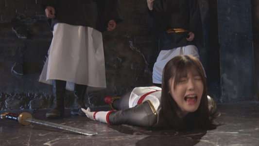 忍者 くノ一捜査官 美忍舞刃