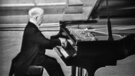 Artur Rubinstein: The Legendary Moscow Recital