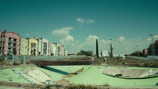 La terra dell'abbastanza