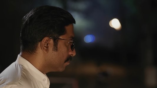 മുകുന്ദന്‍ ഉണ്ണി അസോസിയേറ്റ്സ്™