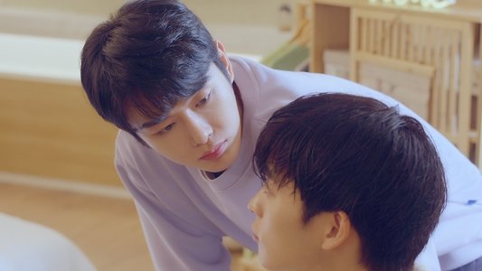 겨울 지나 벚꽃