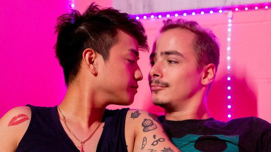 Men at Work: Selling Sex Online
