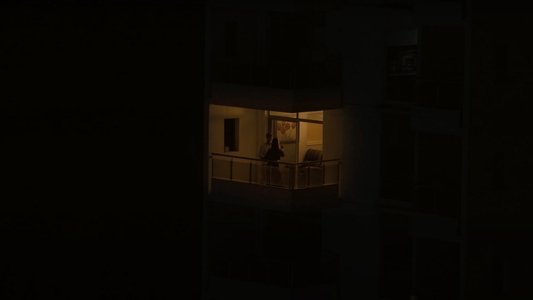 La Complejidad del Amor y la Tristeza