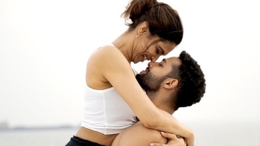 गहराइयाँ
