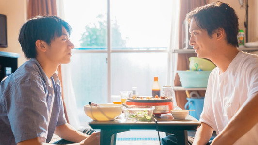 キスは捜査のあとで