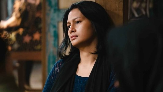 Perempuan Pembawa Sial
