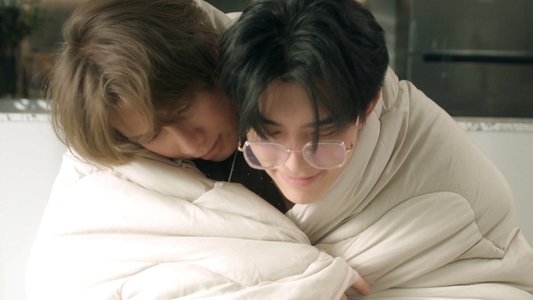 กอดกันมั้ย นายตัวท็อป