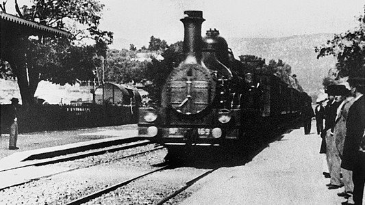 L'arrivée d'un train à La Ciotat
