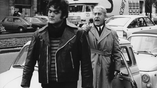 Un borghese piccolo piccolo